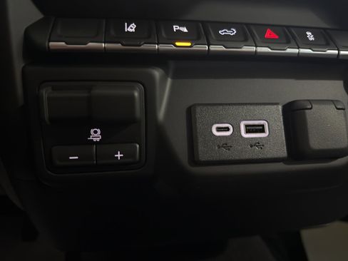 New 2026 Chevrolet Silverado 2500 Custom w/ Custom Convenience Package image 15