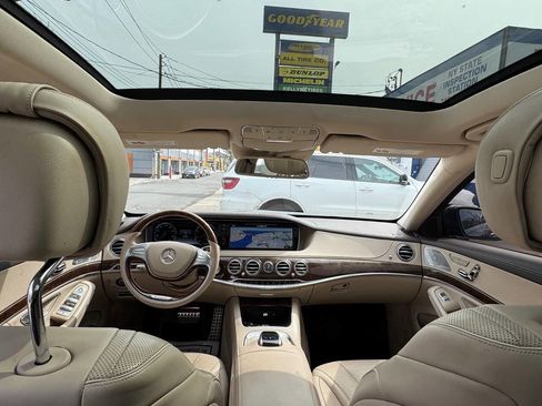 Used 2017 Mercedes-Benz S 550 4MATIC Sedan image 16