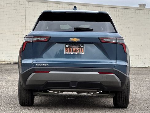 New 2027 Chevrolet Equinox LT FWD image 5