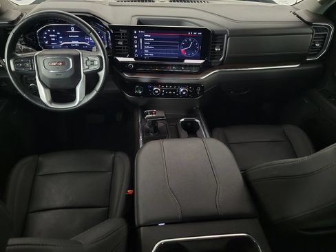 Used 2023 GMC Sierra 1500 SLT w/ SLT Premium Package AWD/4WD image 10