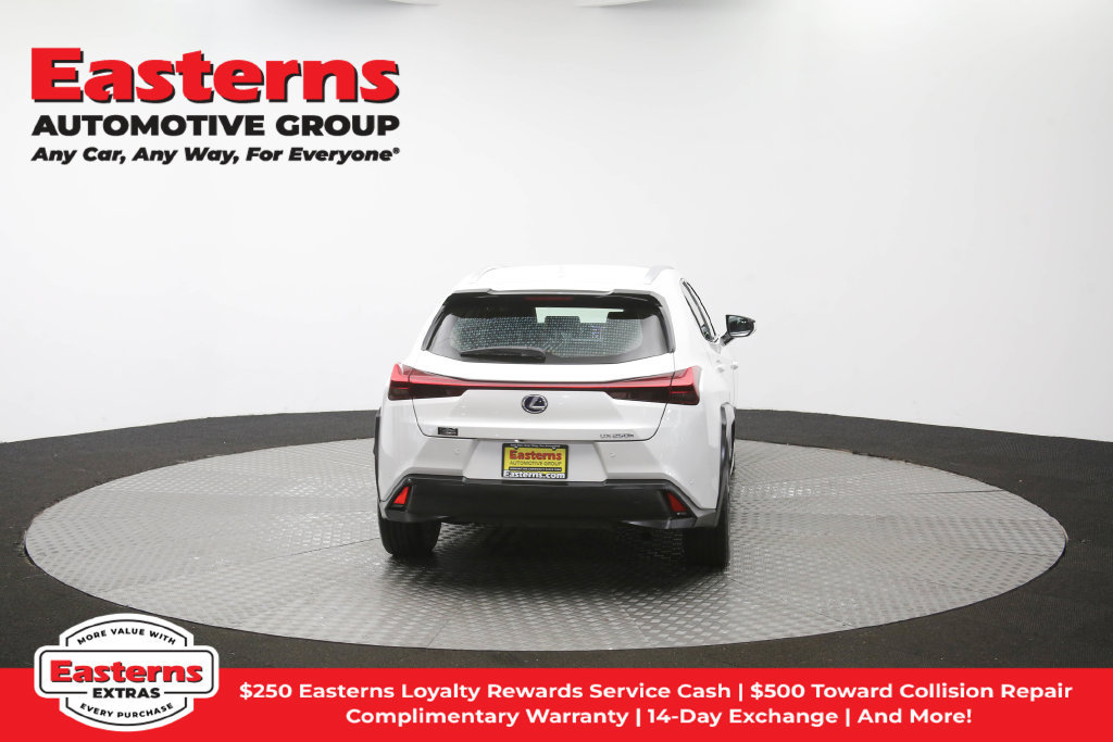 Used 2020 Lexus UX 250h w/ Premium Package AWD/4WD image 39
