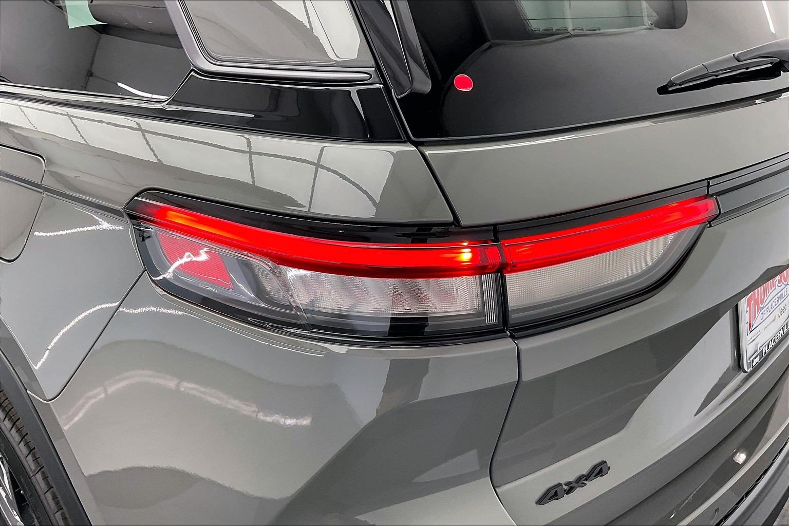 New 2027 Jeep Grand Cherokee 4WD image 16