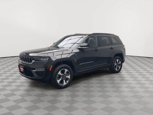 Used 2024 Jeep Grand Cherokee Limited 4xe AWD/4WD image 37
