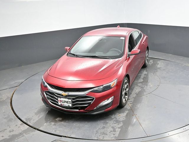 Used 2022 Chevrolet Malibu LT FWD image 36