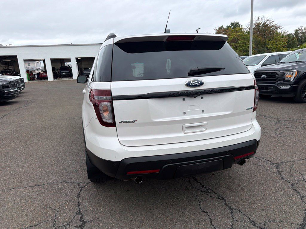 Used 2015 Ford Explorer Sport w/ Equipment Group 401A AWD/4WD image 5