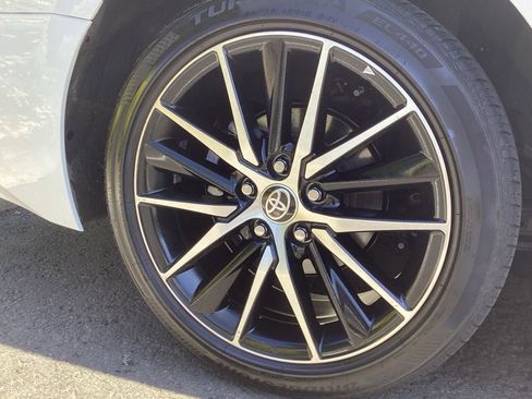 Used 2023 Toyota Camry SE w/ Cold Weather Package image 7