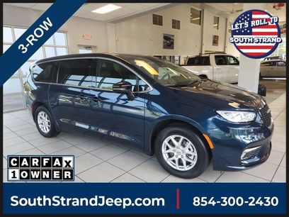 Certified 2025 Chrysler Pacifica Select