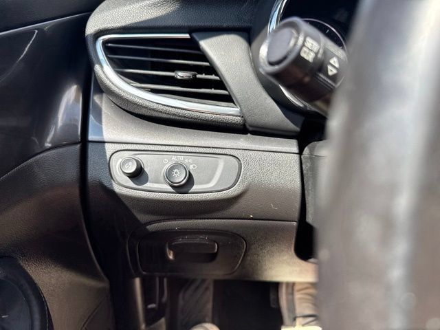 Used 2018 Buick Encore Preferred AWD/4WD image 22