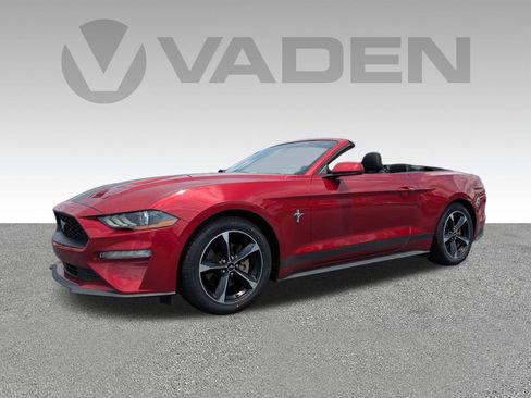 Used 2020 Ford Mustang Convertible w/ Equipment Group 101A RWD image 2