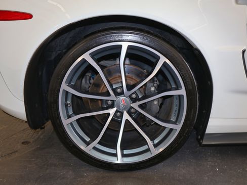 Used 2013 Chevrolet Corvette 427 w/ 1SC Preferred Equipment Group image 37