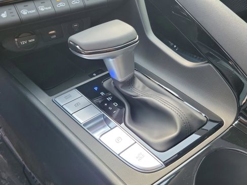 New 2026 Hyundai Elantra Limited image 26