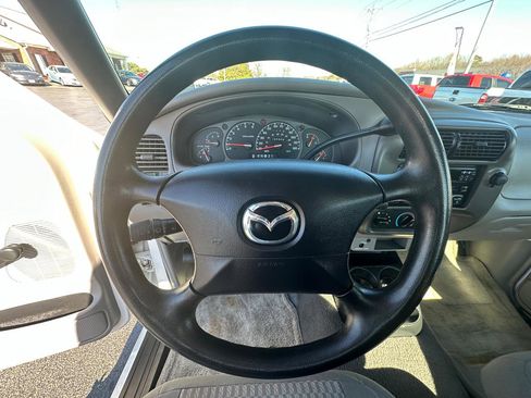 Used 2001 MAZDA B-Series Pickup 2WD Regular Cab B2500 image 10