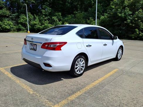 Used 2019 Nissan Sentra SV FWD image 5