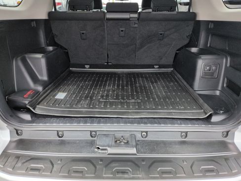 Certified 2023 Toyota 4Runner SR5 AWD/4WD image 23
