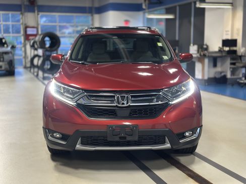 Used 2019 Honda CR-V Touring image 3