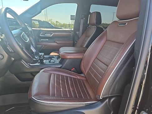 Used 2024 GMC Sierra 1500 Denali Ultimate image 11