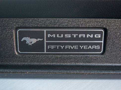 Used 2020 Ford Mustang GT Premium image 32