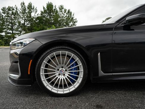 Used 2020 BMW ALPINA B7 xDrive AWD/4WD image 12