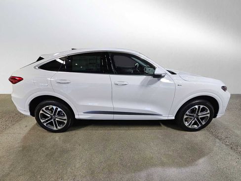 New 2025 Audi Q5 Premium image 2