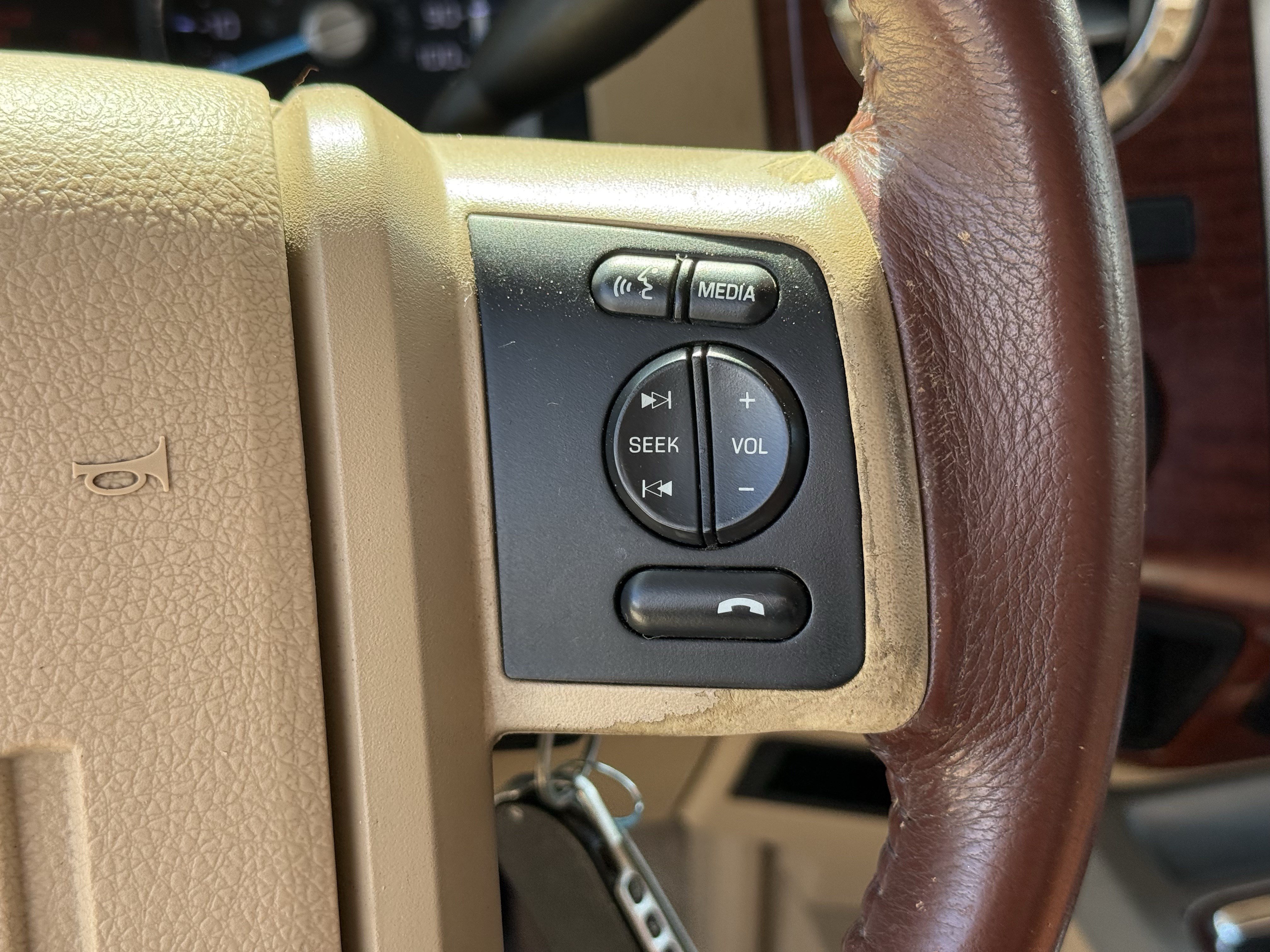 Used 2014 Ford F250 King Ranch w/ FX4 Off-Road Package AWD/4WD image 17