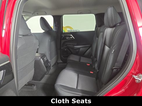 New 2026 Mitsubishi Outlander ES image 11