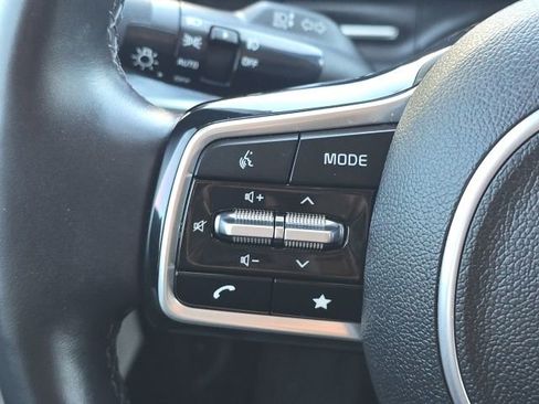 Used 2024 Kia Carnival SX Prestige image 27