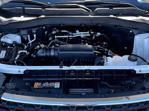 Used 2024 Ford Explorer XLT w/ Equipment Group 202A image 30