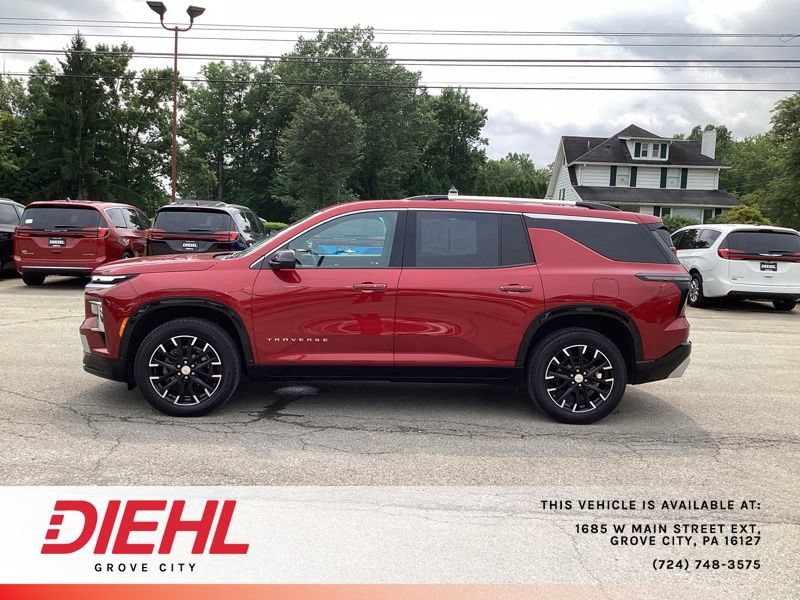 Used 2024 Chevrolet Traverse RS AWD/4WD image 4