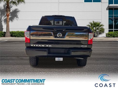 Used 2016 Nissan Titan Platinum Reserve image 7