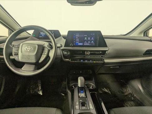 Used 2024 Toyota Prius LE image 20