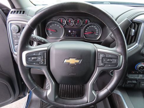 Certified 2019 Chevrolet Silverado 1500 LTZ w/ LTZ Convenience Package AWD/4WD image 19