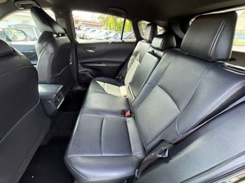 Used 2023 Toyota Venza XLE AWD/4WD image 18