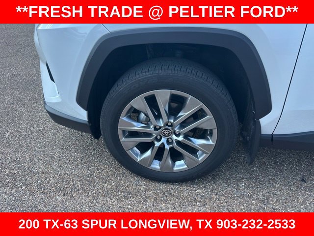 Used 2024 Toyota RAV4 XLE Premium FWD image 5
