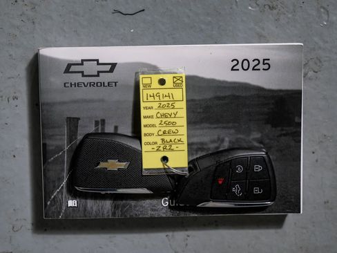 Used 2025 Chevrolet Silverado 2500 ZR2 w/ Technology Package image 59