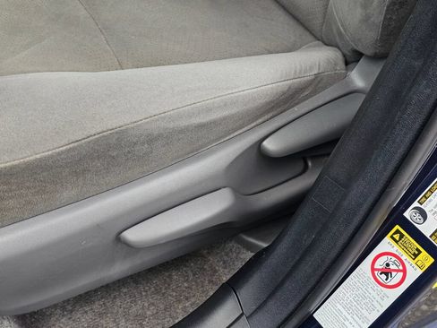 Used 2013 Toyota Prius Two FWD image 31