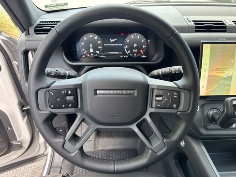 New 2026 Land Rover Defender 110 X-Dynamic SE AWD/4WD image 28