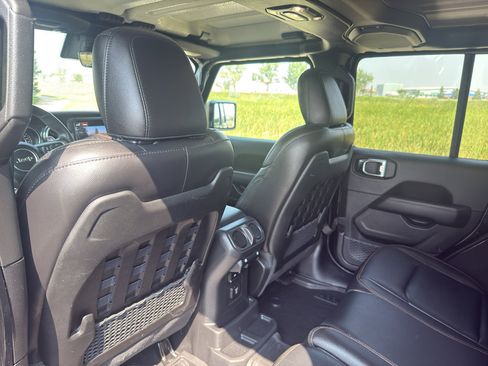 Used 2023 Jeep Wrangler Unlimited Rubicon 392 w/ Xtreme Recon 35" Tire Package image 13