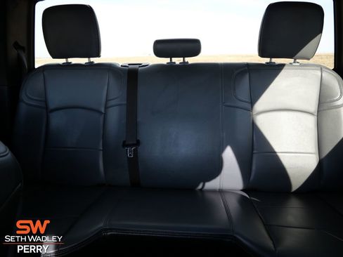 Used 2024 RAM 3500 Tradesman w/ Chrome Appearance Group image 24