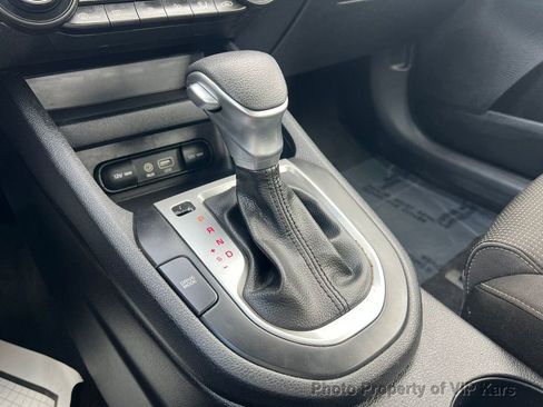 Used 2019 Kia Forte LXS image 13