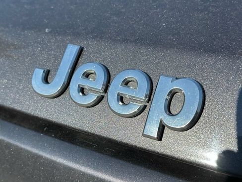 Used 2016 Jeep Patriot Sport w/ Power Value Group AWD/4WD image 11