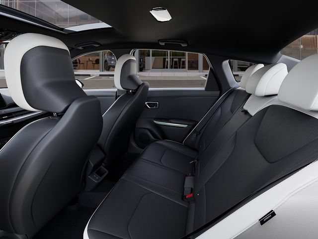 New 2026 Kia K4 GT-Line FWD image 18