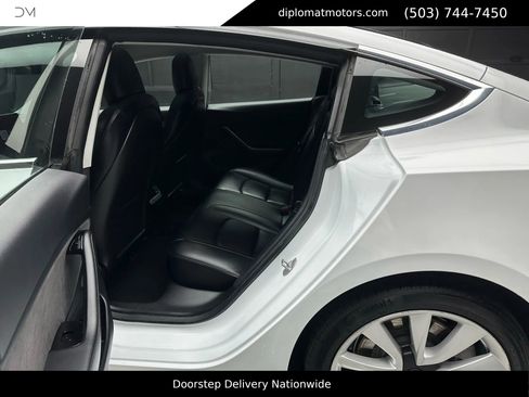 Used 2018 Tesla Model 3 Long Range image 20