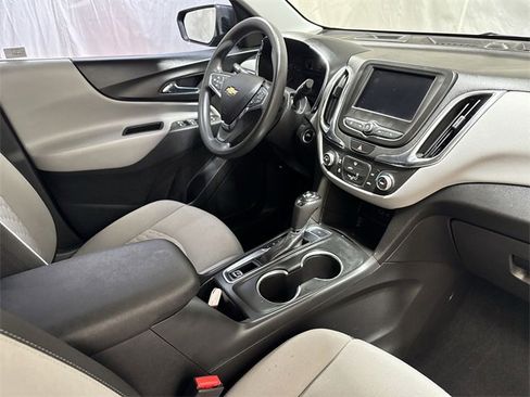 Certified 2020 Chevrolet Equinox LS w/ LS Convenience Package image 26