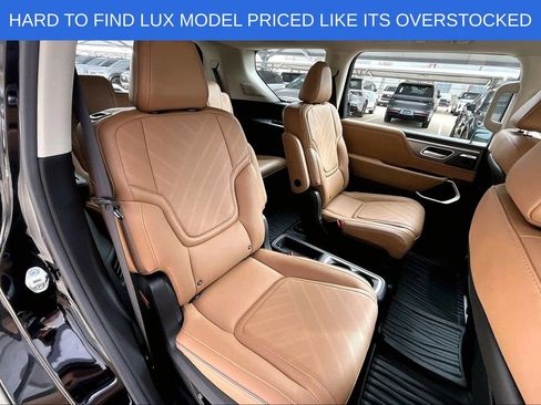 New 2026 INFINITI QX80 Luxe w/ Cargo Package image 18