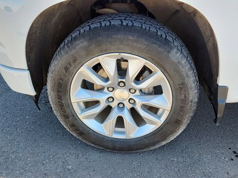 Used 2023 Chevrolet Silverado 1500 Custom image 7