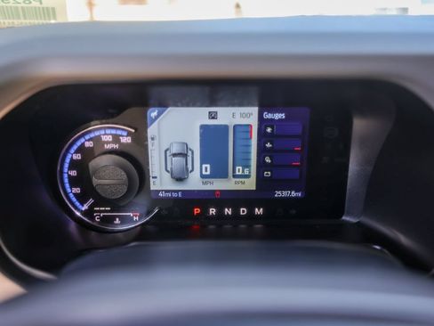 Used 2022 Ford Bronco Badlands AWD/4WD image 11