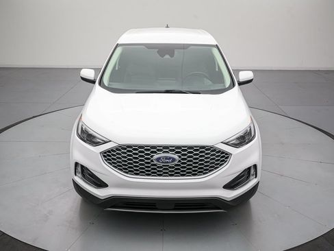 Certified 2023 Ford Edge SEL w/ Convenience Package AWD/4WD image 9