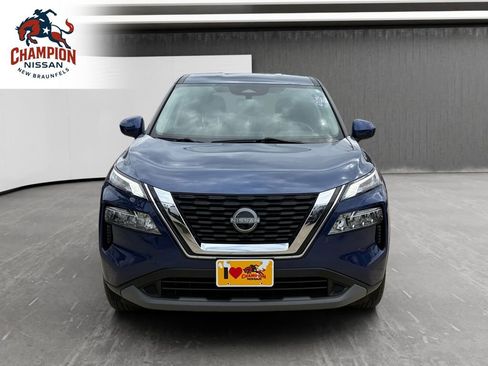 Used 2023 Nissan Rogue SV FWD image 8