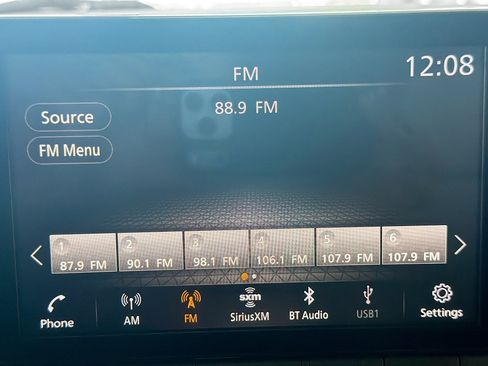 Used 2021 Nissan Rogue SV AWD/4WD image 19