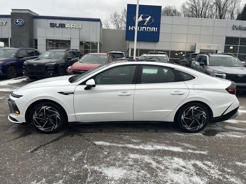 Used 2024 Hyundai Sonata SEL w/ Convenience Package image 11